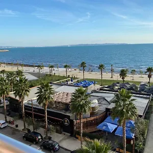 Sea View Apartment/beach/city Center/wifi , Durrës Albania